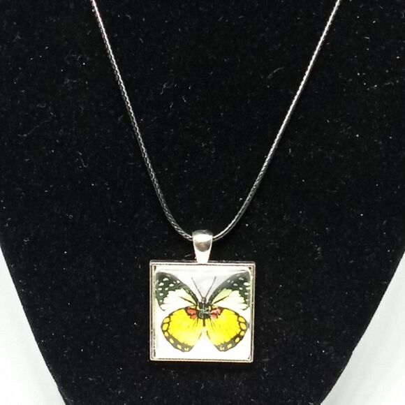 Yellow Butterfly Silver Square glass pendant chain - Picture 7 of 8